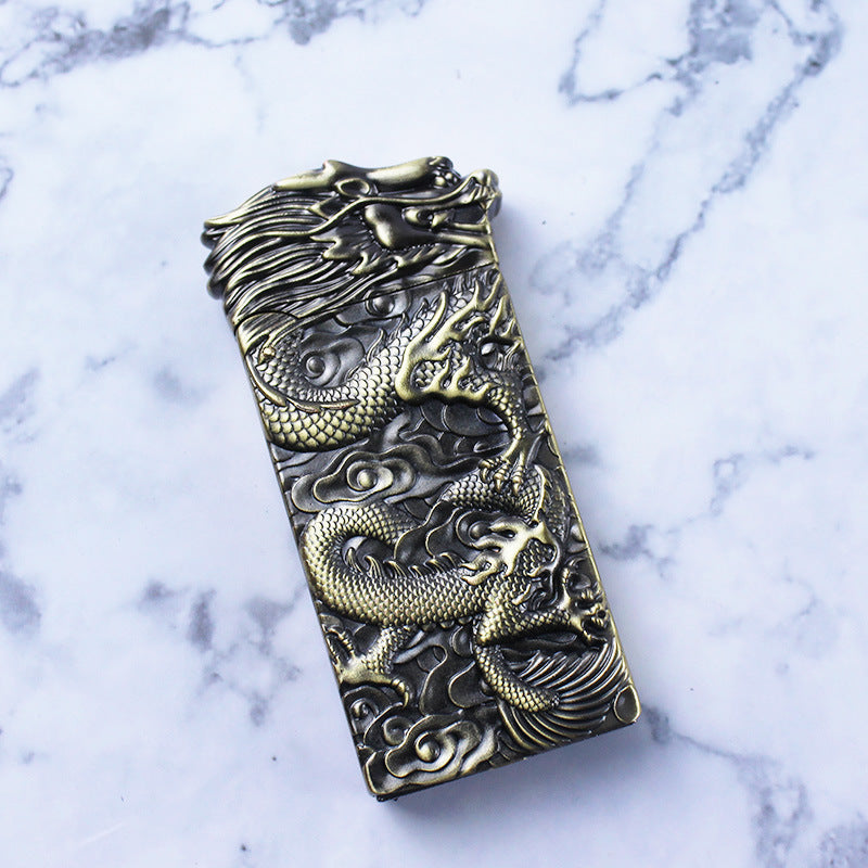 Feuerzeug im chinesischem Drachen-Design